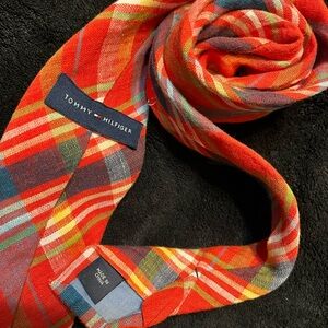 Tommy Hilfiger Men's Plaid Tie